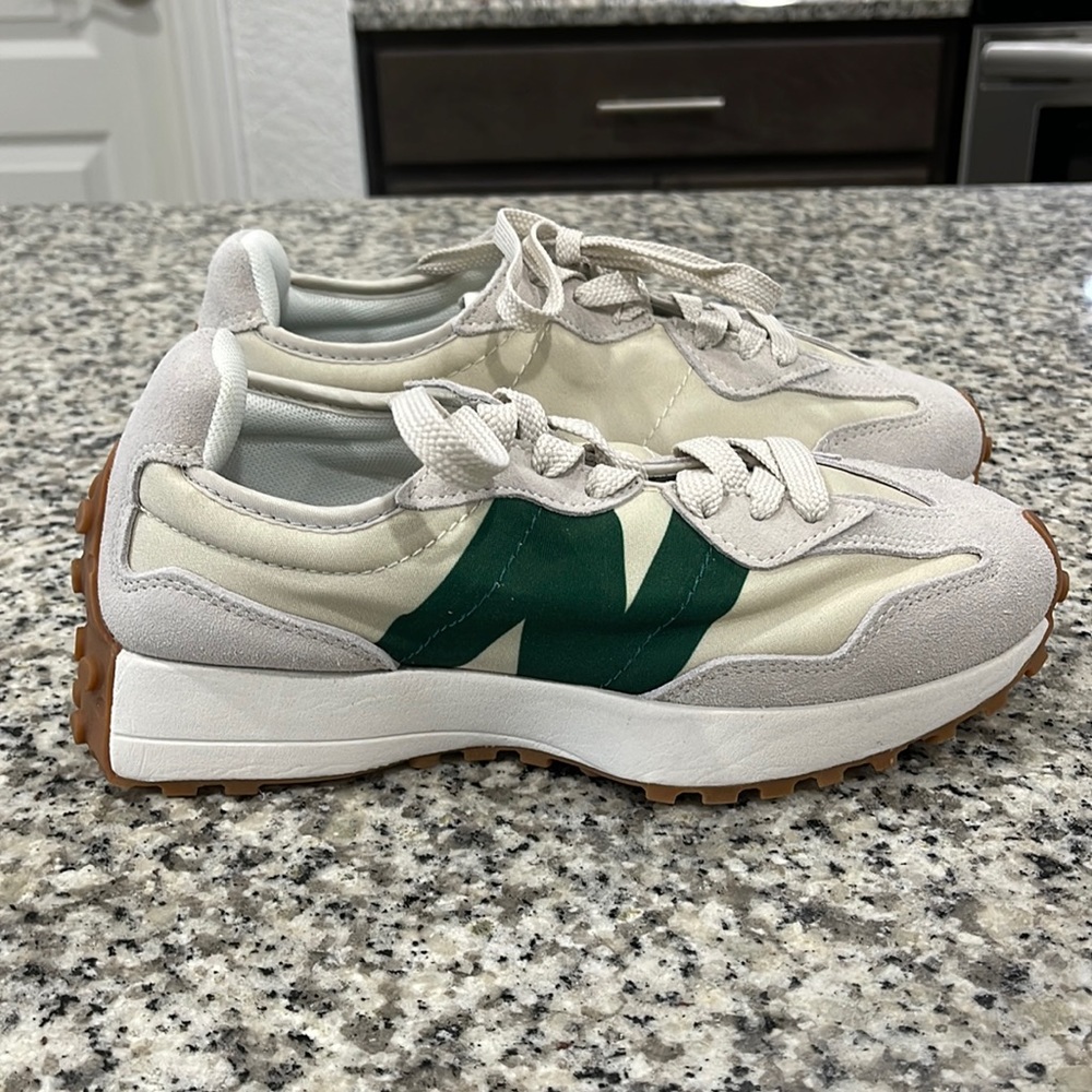 new balance the intelligent choice 327